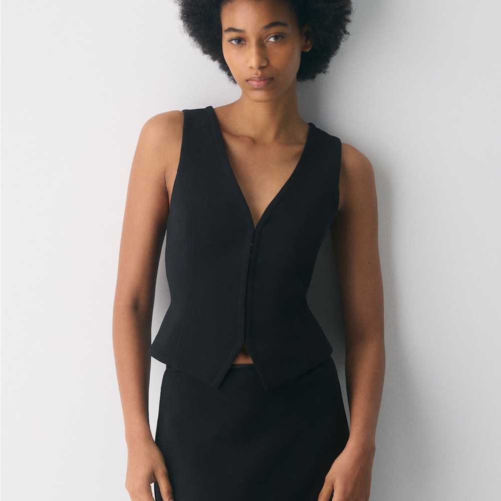 Wilfred Attire Vest